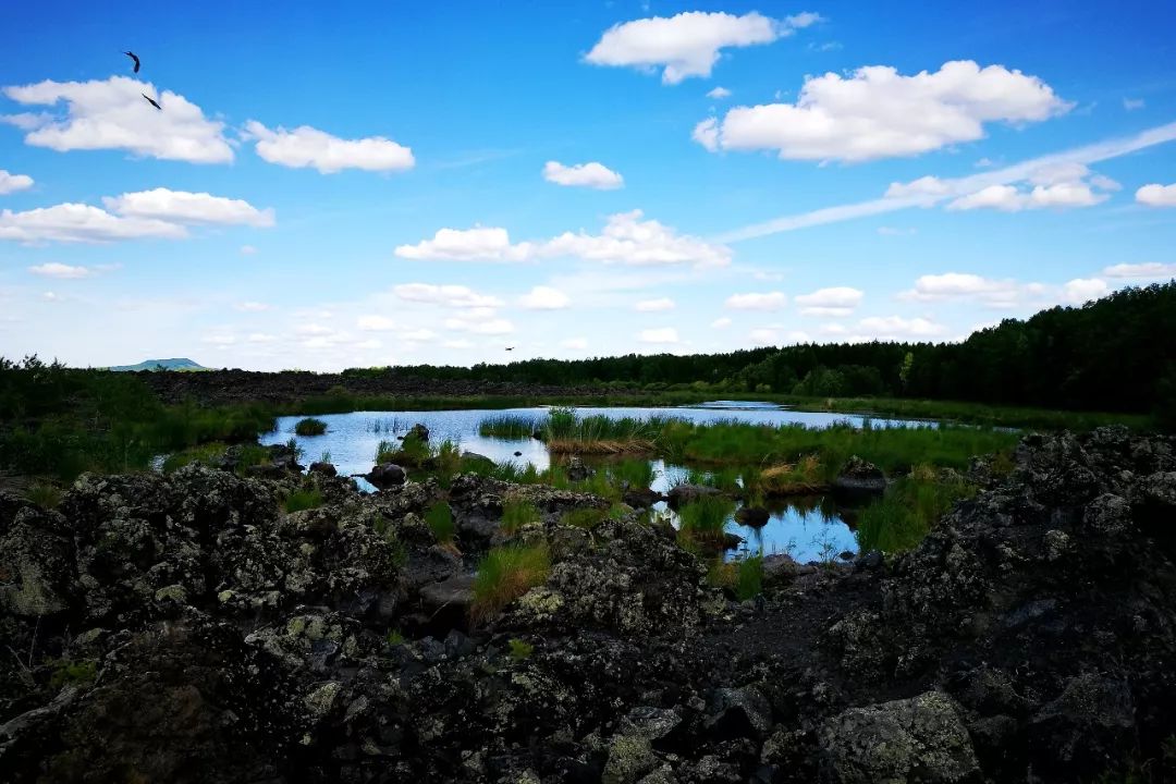 五大連池，自然美景的瑰寶，五大連池，自然美景的瑰寶之地