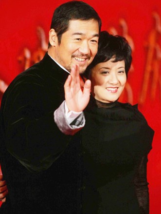 張國立鄧婕個人資料，深度解析兩位演藝界巨星的成長歷程，張國立與鄧婕的演藝巨星之路，深度解析成長歷程